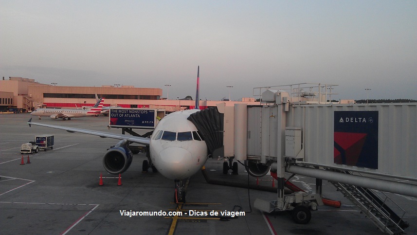 Boeing 757-200: esperando para o embarque.