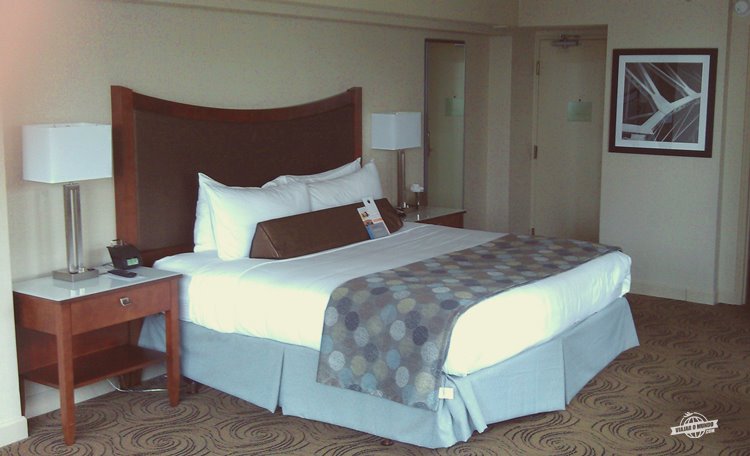 Quarto do Wyndham Grand Riverfront