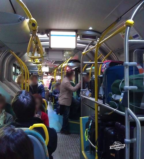 Interior do Roissybus