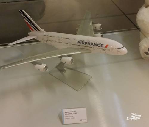 Miniatura do A380 para venda