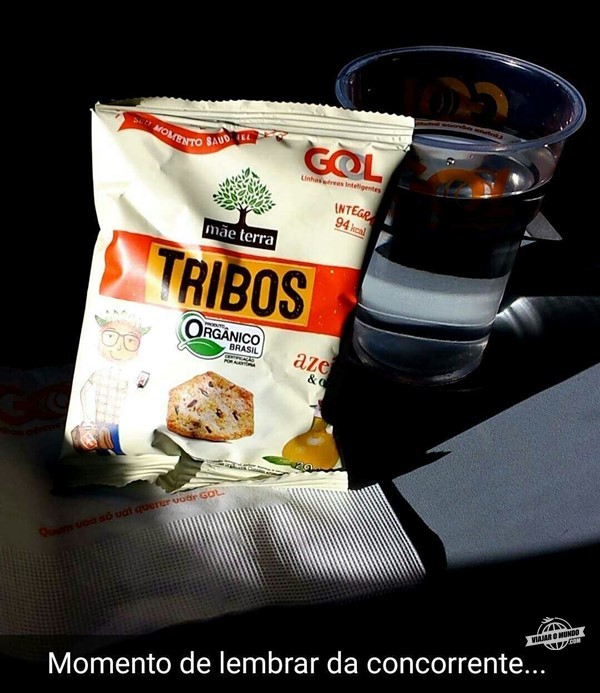 Biscoitinho e água - que saudade da LATAM