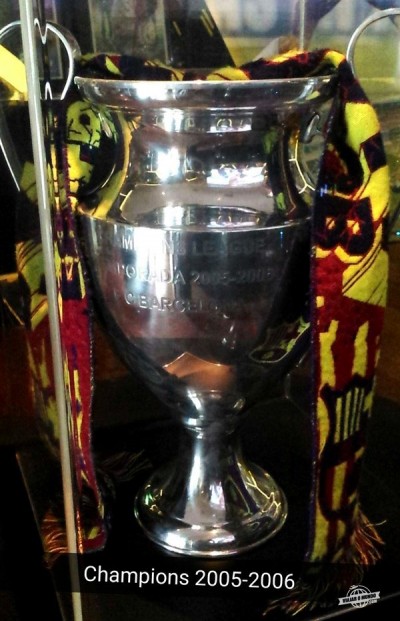 Troféu da Uefa Champions League (réplica)
