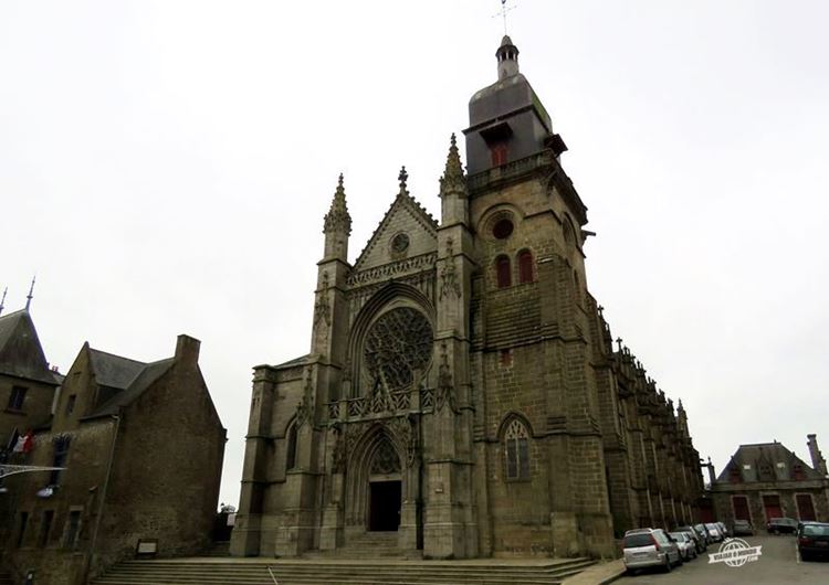 Fougères - Eglise Saint-Léonard