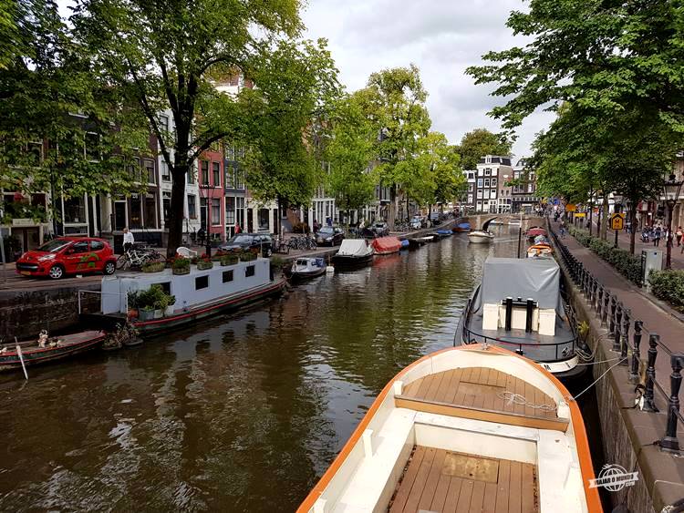 Canais de Amsterdã