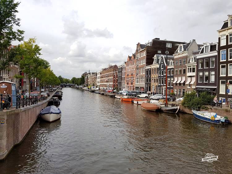 Canais de Amsterdã