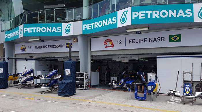 Pit Lane Walk - Bastidores da F1