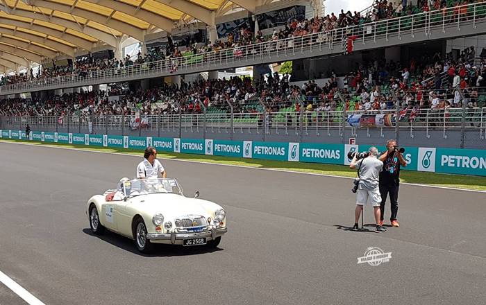 Drivers parade