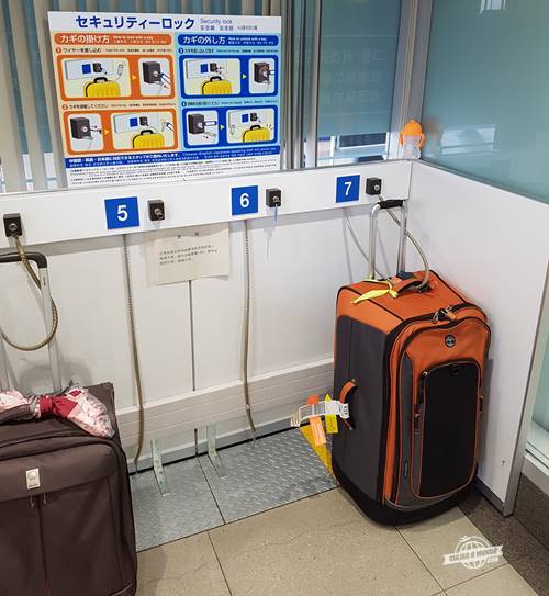 Estacionamento de malas no Aeroporto Kansai