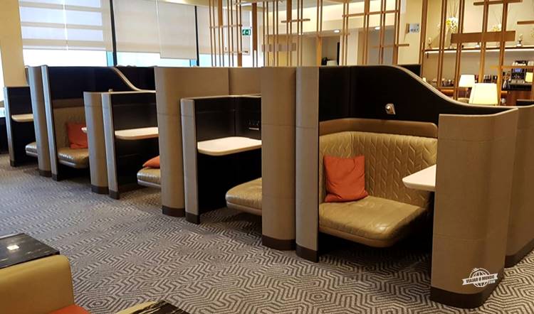 Sala VIP SilverKris Lounge Singapore em Heathrow