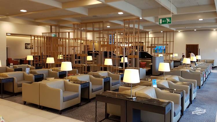 Sala VIP SilverKris Lounge Singapore em Heathrow