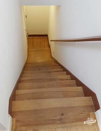 Escadas - alugando apartamento em Lisboa