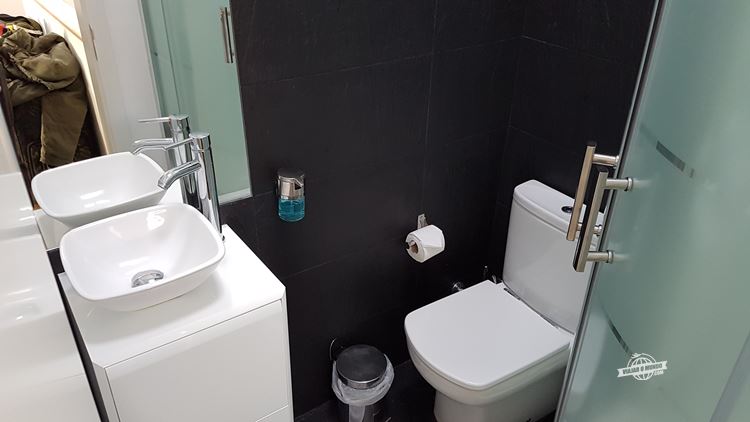 Banheiro - alugando apartamento em Lisboa