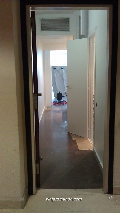 Quarto sendo reformado