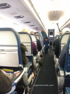 Parte dianteira da aeronave vista do meu assento