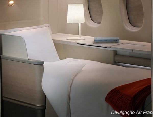 Air France: Tour Virtual pelas novas cabines do Boeing 777!