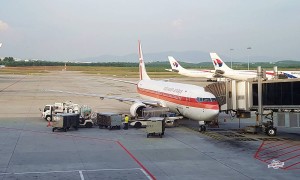 Classe Econômica do 737 da Garuda Indonesia (Kuala Lumpur – Jacarta)