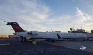 Como é voar na Primeira Classe do CRJ900 da Delta