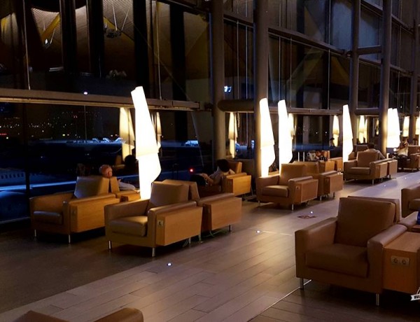 Sala VIP Neptuno Lounge – Aeroporto de Madri