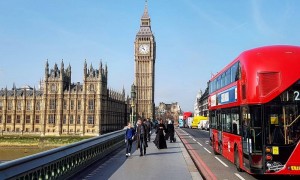 Como ir de trem do aeroporto Heathrow para Londres