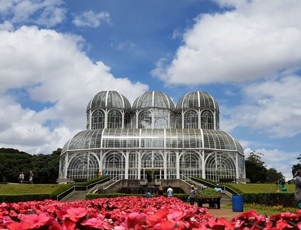 As 5 atrações imperdíveis de Curitiba e muito mais!