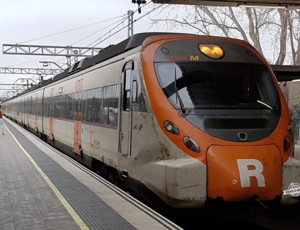 Como ir de trem do Aeroporto de Barcelona para a cidade