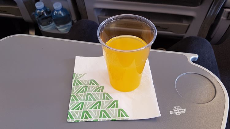 Bebida de boas vindas - Premium Economy da Alitalia