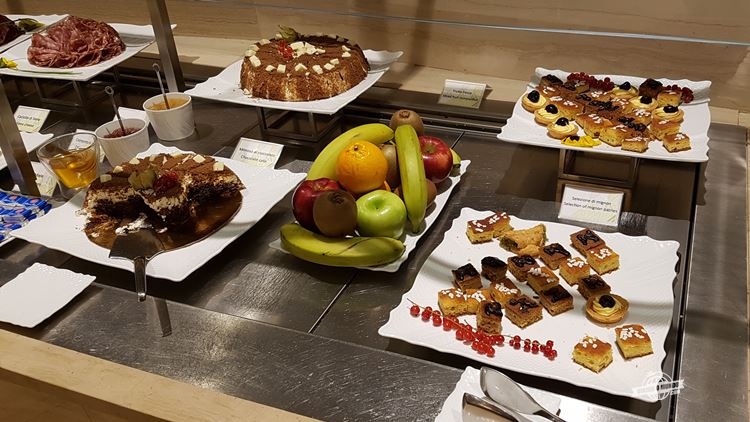 Frutas e doces - Buffet da Sala VIP Casa Alitalia Fiumicino