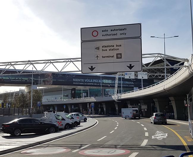 Parada de ônibus - Terminal 3 - Aeroporto de Fiumicino