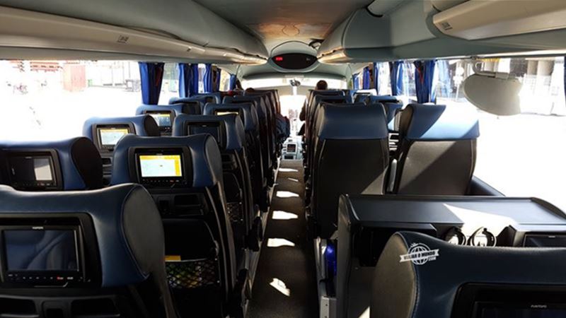 Interior do ônibus da Regiojet - Ônibus entre Viena e Bratislava. Blog Viajar o Mundo