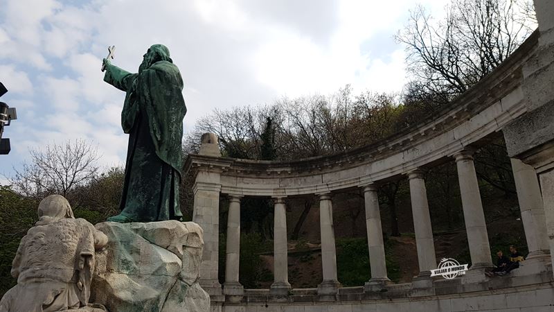 Monumento a Gerard De Csanád. O que fazer em Budapeste. Blog Viajar o Mundo.