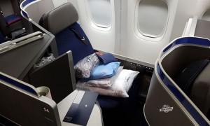 Como é voar na nova Executiva United Polaris